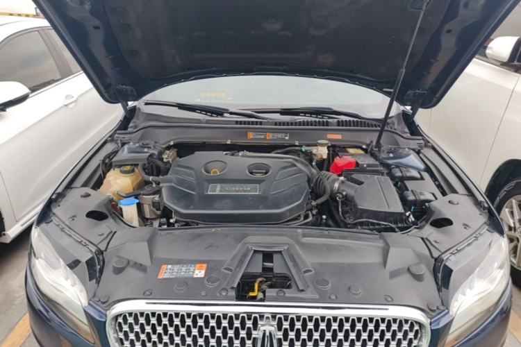 Used Lincoln MKZ 2017 2.0T Luxury Edition Engine Bay