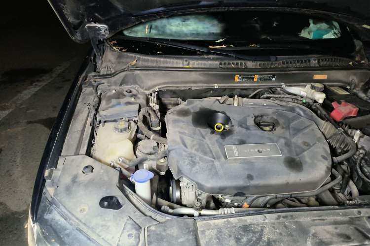 Used Lincoln MKZ 2017 2.0T Luxury Edition Engine Bay Right