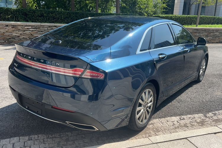Used Lincoln MKZ 2017 2.0T Luxury Edition Exterior 4