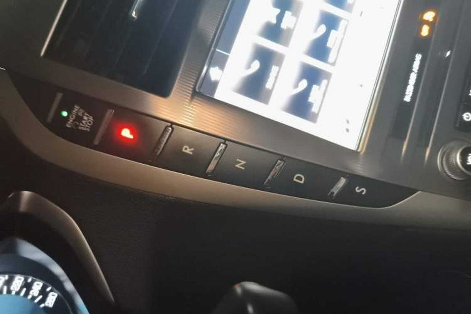 Used Lincoln MKZ 2017 2.0T Luxury Edition Gear Lever