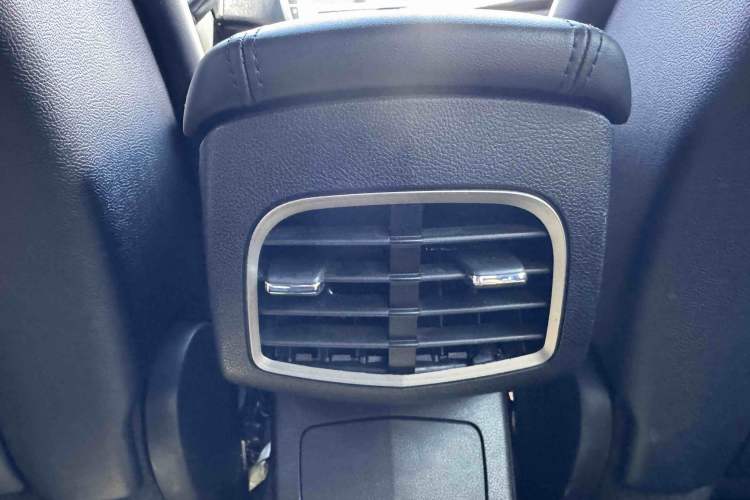 Used Lincoln MKZ 2017 2.0T Luxury Edition Interior 11