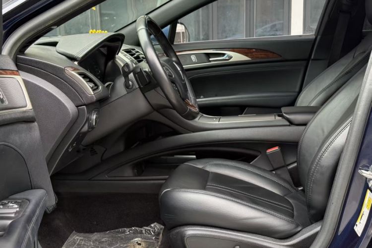Used Lincoln MKZ 2017 2.0T Luxury Edition Interior 4