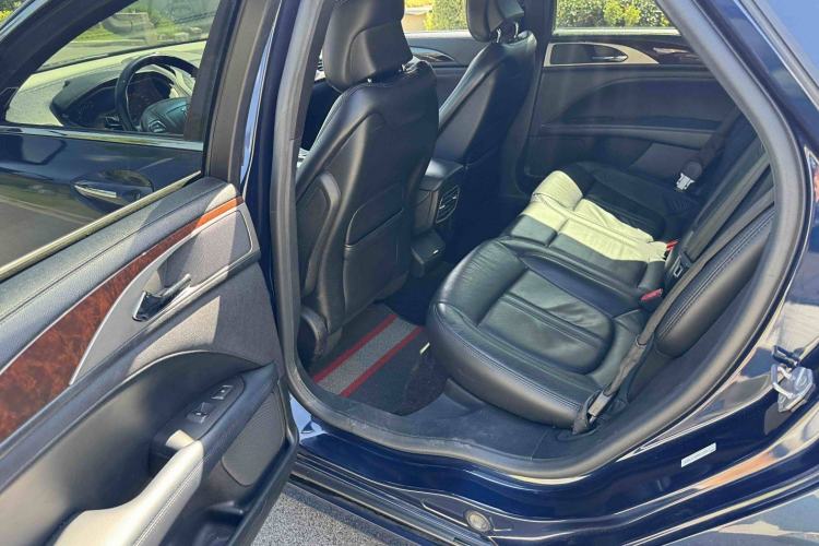 Used Lincoln MKZ 2017 2.0T Luxury Edition Interior 7