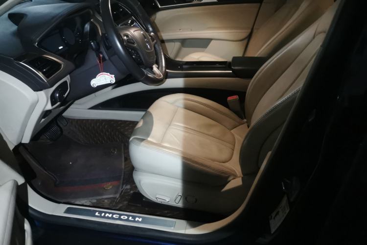 Used Lincoln MKZ 2017 2.0T Luxury Edition Left Front Seat