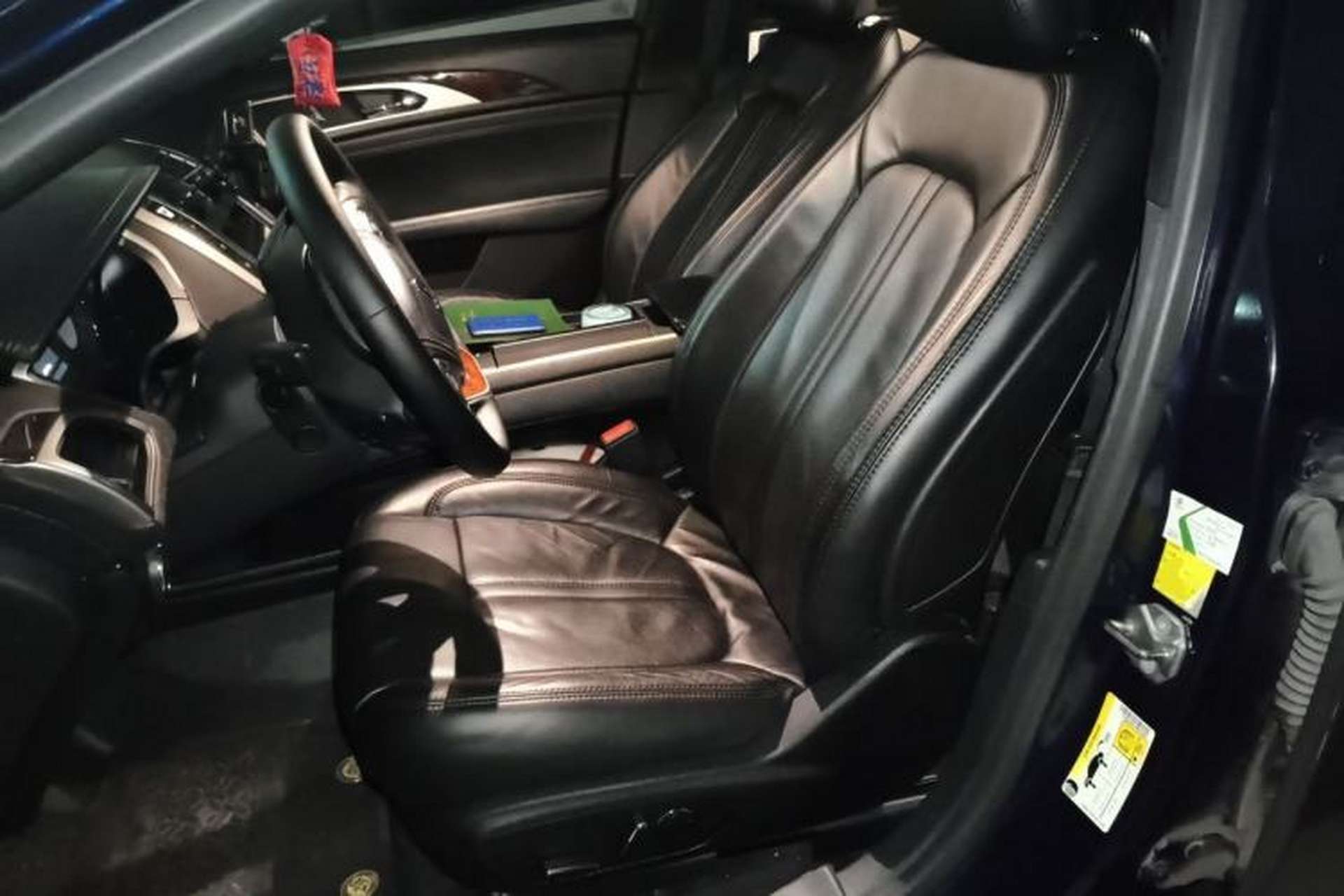 Used Lincoln MKZ 2017 2.0T Luxury Edition Left Front Seat
