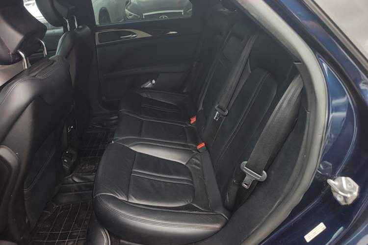 Used Lincoln MKZ 2017 2.0T Luxury Edition Left Rear Seat