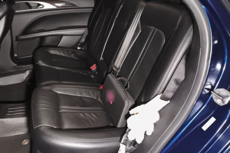 Used Lincoln MKZ 2017 2.0T Luxury Edition Left Rear Seat