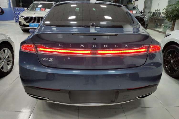 Used Lincoln MKZ 2017 2.0T Luxury Edition Rear