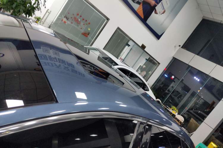 Used Lincoln MKZ 2017 2.0T Luxury Edition Roof