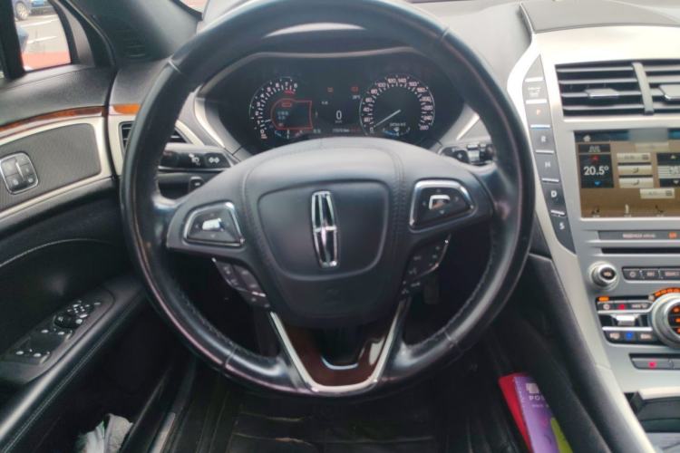 Used Lincoln MKZ 2017 2.0T Luxury Edition Steering Wheel