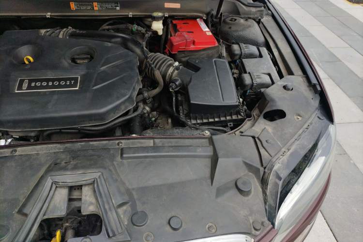 Used Lincoln MKZ 2017 2.0T Luxury Edition Engine Bay Left
