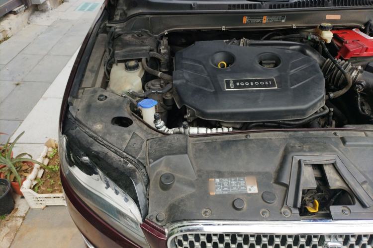 Used Lincoln MKZ 2017 2.0T Luxury Edition Engine Bay Right
