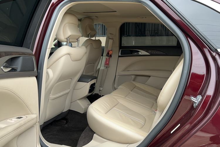 Used Lincoln MKZ 2017 2.0T Luxury Edition Interior 1