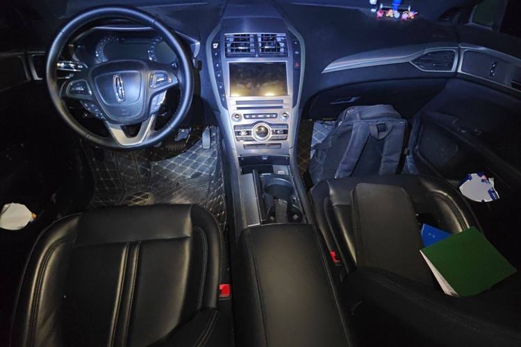 Used Lincoln MKZ 2017 2.0T Zunyue Edition Center Console