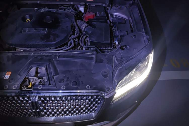 Used Lincoln MKZ 2017 2.0T Zunyue Edition Engine Bay Left