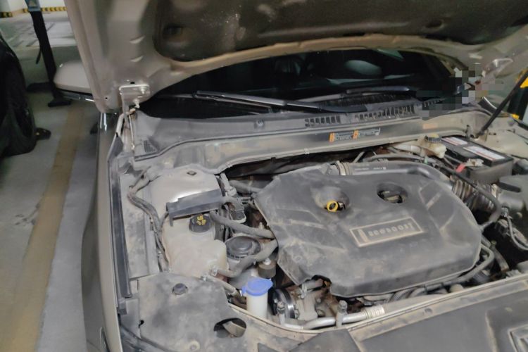 Used Lincoln MKZ 2017 2.0T Luxury Edition Engine Bay Right