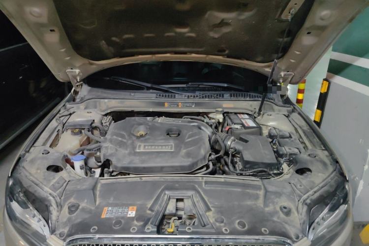 Used Lincoln MKZ 2017 2.0T Luxury Edition Engine Bay