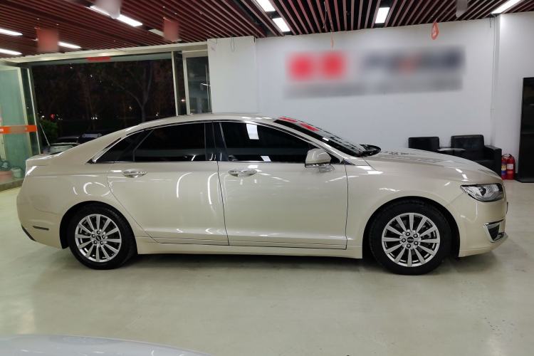 Used Lincoln MKZ 2017 2.0T Luxury Edition Exterior 2