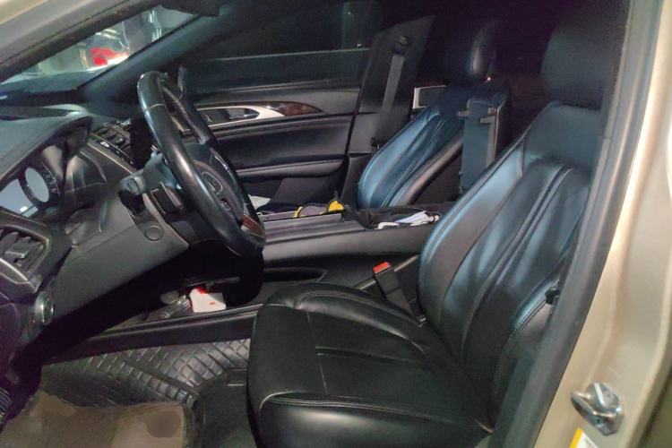 Used Lincoln MKZ 2017 2.0T Luxury Edition Left Front Seat