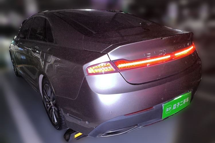 Used Lincoln MKZ 2017 2.0T Luxury Edition Rear Left 45 Deg