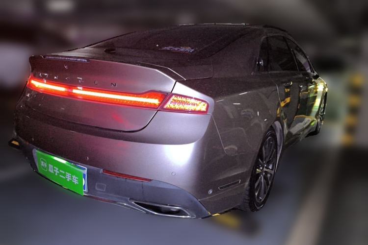 Used Lincoln MKZ 2017 2.0T Luxury Edition Rear Right 45 Deg