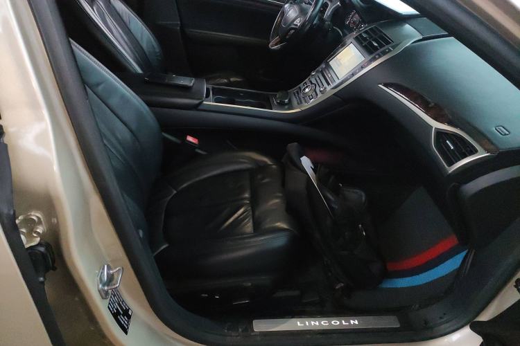 Used Lincoln MKZ 2017 2.0T Luxury Edition Right Front Seat