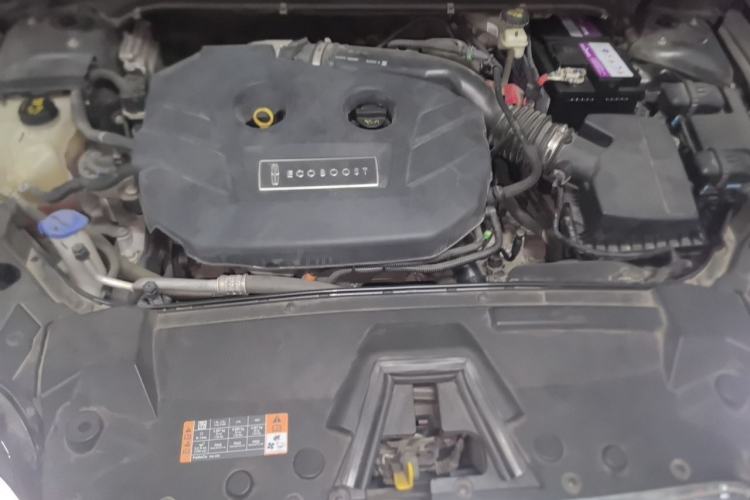 Used Lincoln MKZ 2017 2.0T Luxury Edition Engine Bay