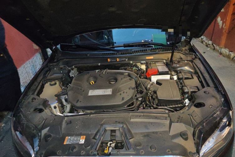 Used Lincoln MKZ 2017 2.0T Luxury Edition Engine Bay