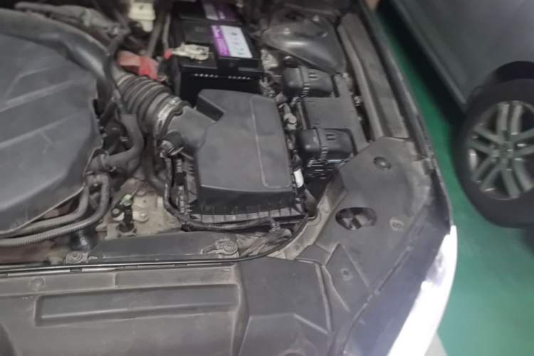 Used Lincoln MKZ 2017 2.0T Luxury Edition Engine Bay Left