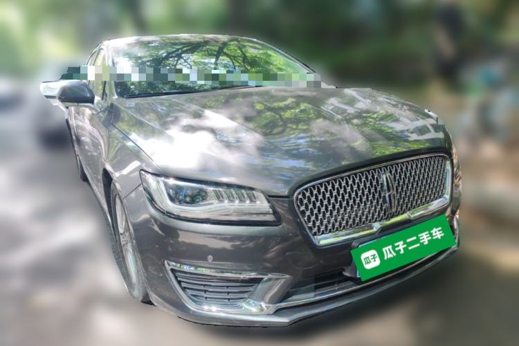 Used Lincoln MKZ 2017 2.0T Luxury Edition Front Right 45 Deg