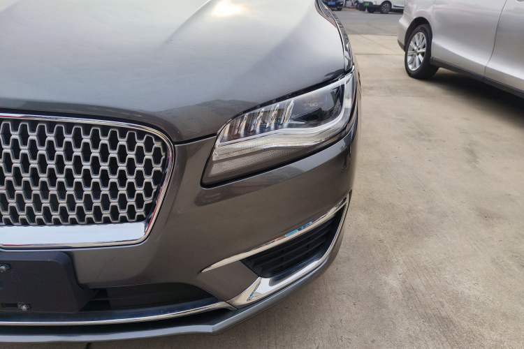 Used Lincoln MKZ 2017 2.0T Luxury Edition Left Front Headlight