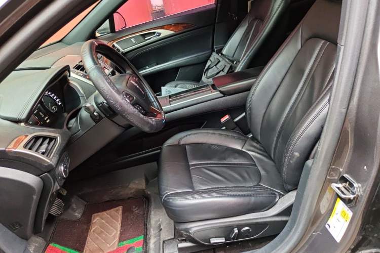 Used Lincoln MKZ 2017 2.0T Luxury Edition Left Front Seat