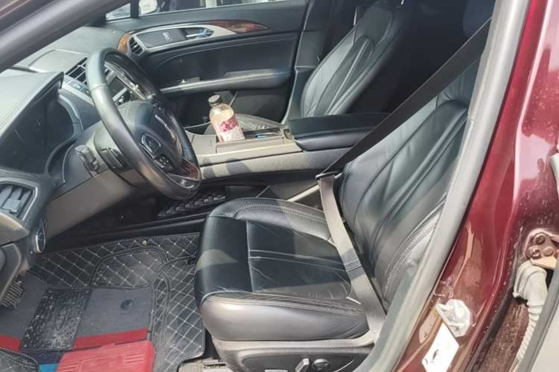 Used Lincoln MKZ 2017 2.0T Luxury Edition Left Front Seat