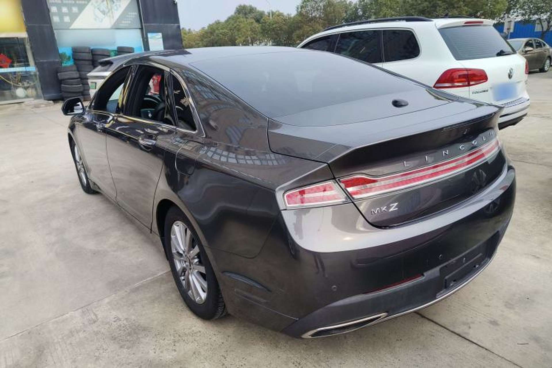 Used Lincoln MKZ 2017 2.0T Luxury Edition Rear Left 45 Deg