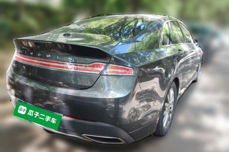 Used Lincoln MKZ 2017 2.0T Luxury Edition Rear Right 45 Deg