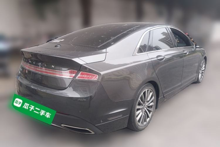 Used Lincoln MKZ 2017 2.0T Luxury Edition Rear Right 45 Deg