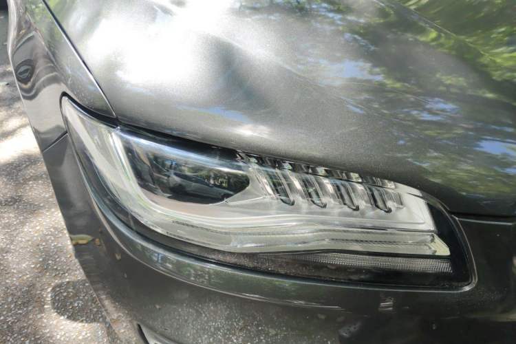 Used Lincoln MKZ 2017 2.0T Luxury Edition Right Front Headlight