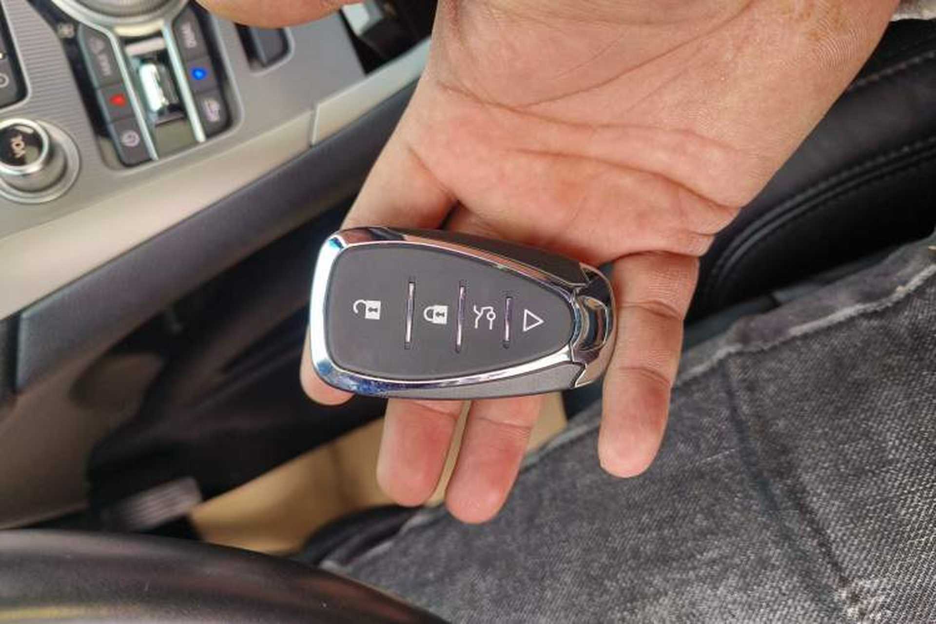 Used Lincoln MKZ 2017 2.0T Luxury Edition Vehicle Key