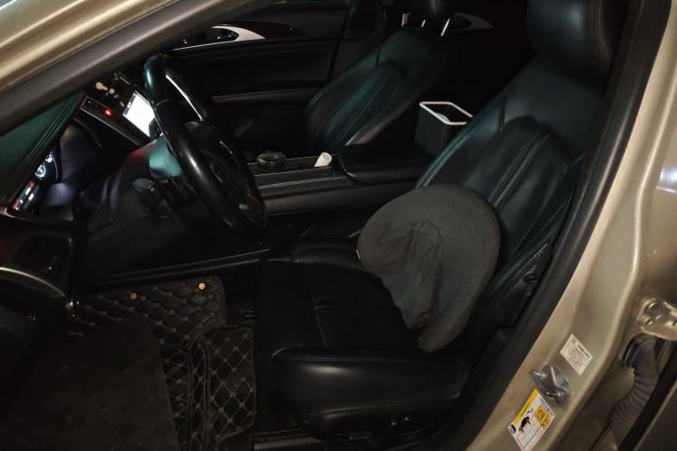 Used Lincoln MKZ 2017 2.0T Luxury Edition Left Front Seat