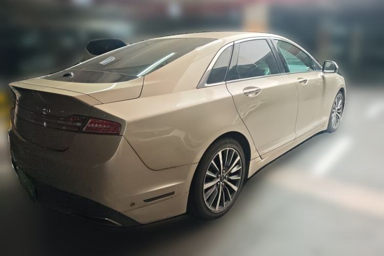 Used Lincoln MKZ 2017 2.0T Luxury Edition Rear Right 45 Deg