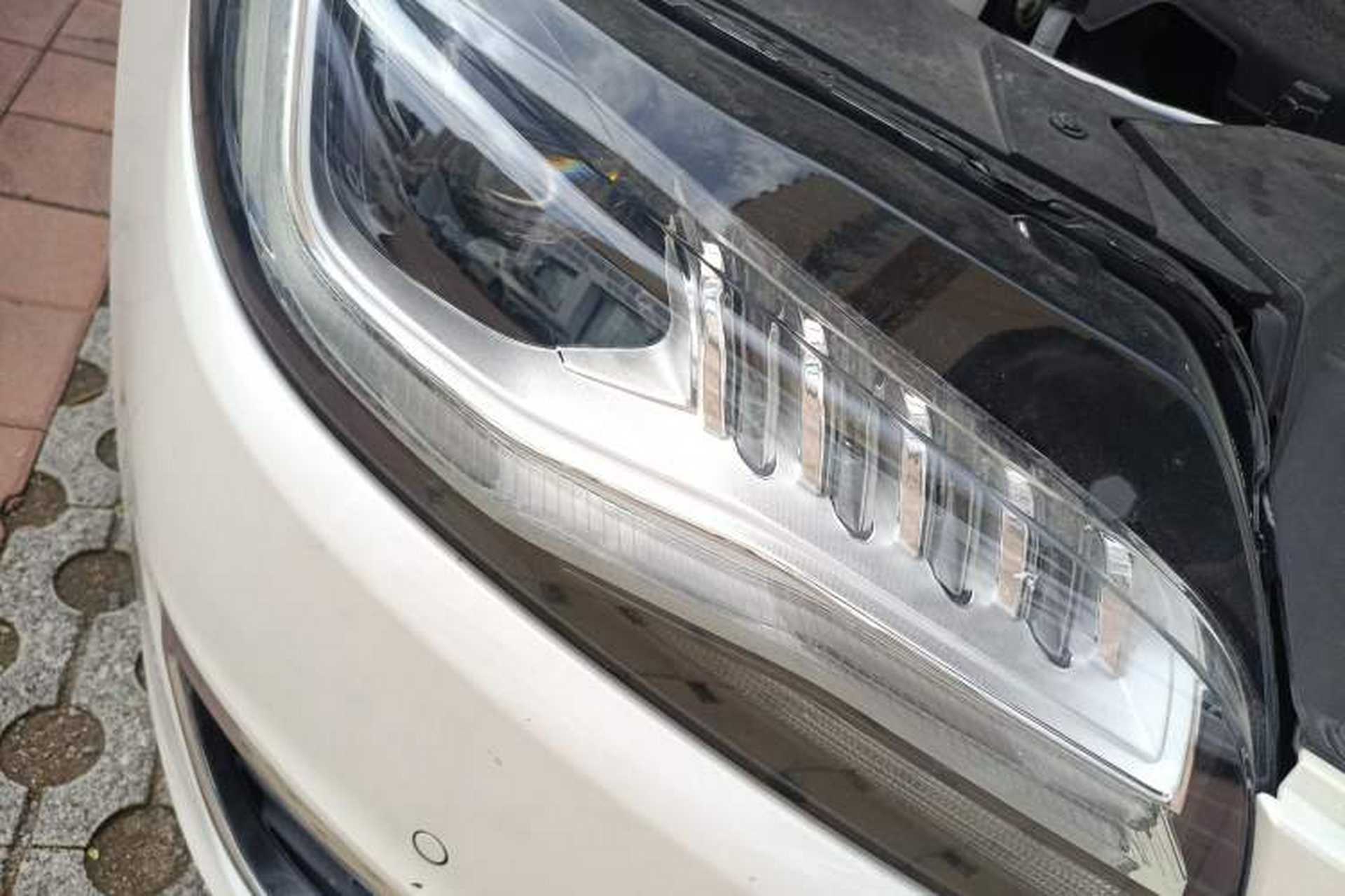 Used Lincoln MKZ 2017 2.0T Luxury Edition Right Front Headlight