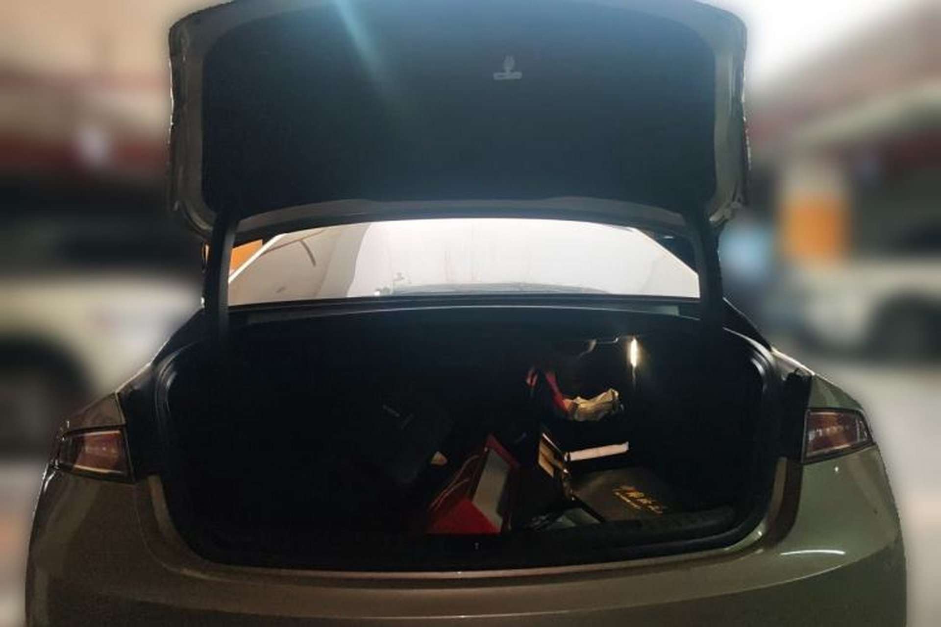 Used Lincoln MKZ 2017 2.0T Luxury Edition Trunk