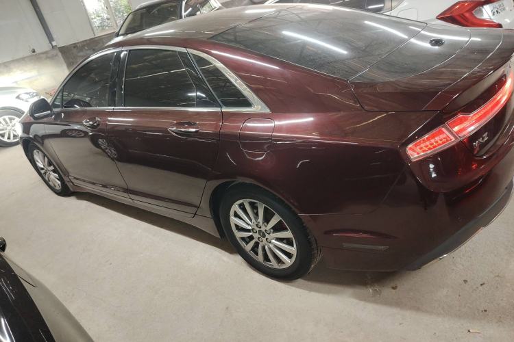 Used Lincoln MKZ 2017 2.0T Luxury Edition Left Side