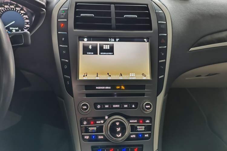 Used Lincoln MKZ 2017 2.0T Luxury Edition Audio And AC Panel