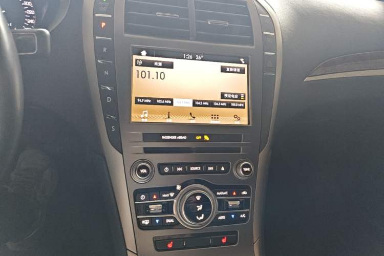 Used Lincoln MKZ 2017 2.0T Luxury Edition Audio And AC Panel