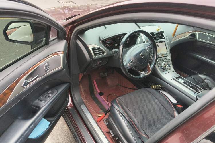 Used Lincoln MKZ 2017 2.0T Luxury Edition Driver Seat
