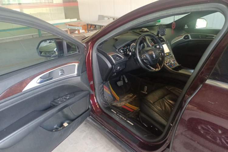 Used Lincoln MKZ 2017 2.0T Luxury Edition Driver Seat