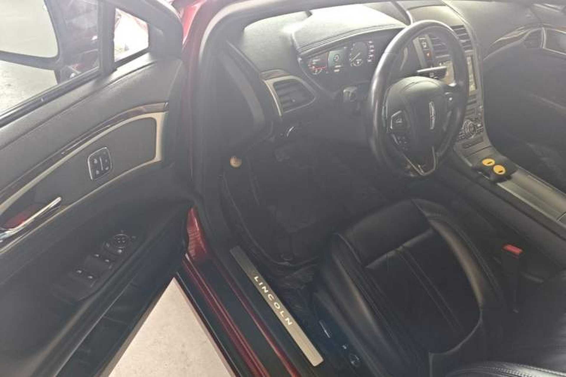 Used Lincoln MKZ 2017 2.0T Luxury Edition Driver Seat