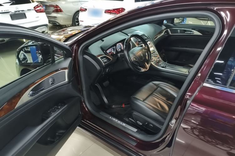 Used Lincoln MKZ 2017 2.0T Luxury Edition Driver Seat