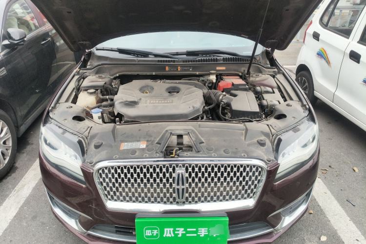 Used Lincoln MKZ 2017 2.0T Luxury Edition Engine Bay